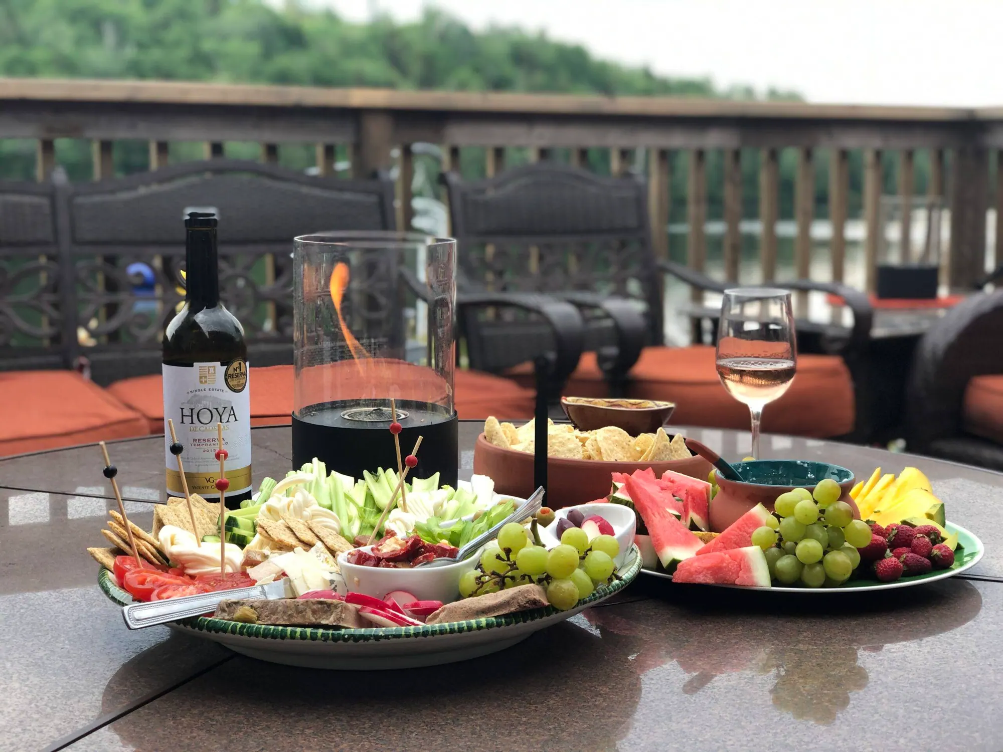 Plateau de bouchées et cocktails