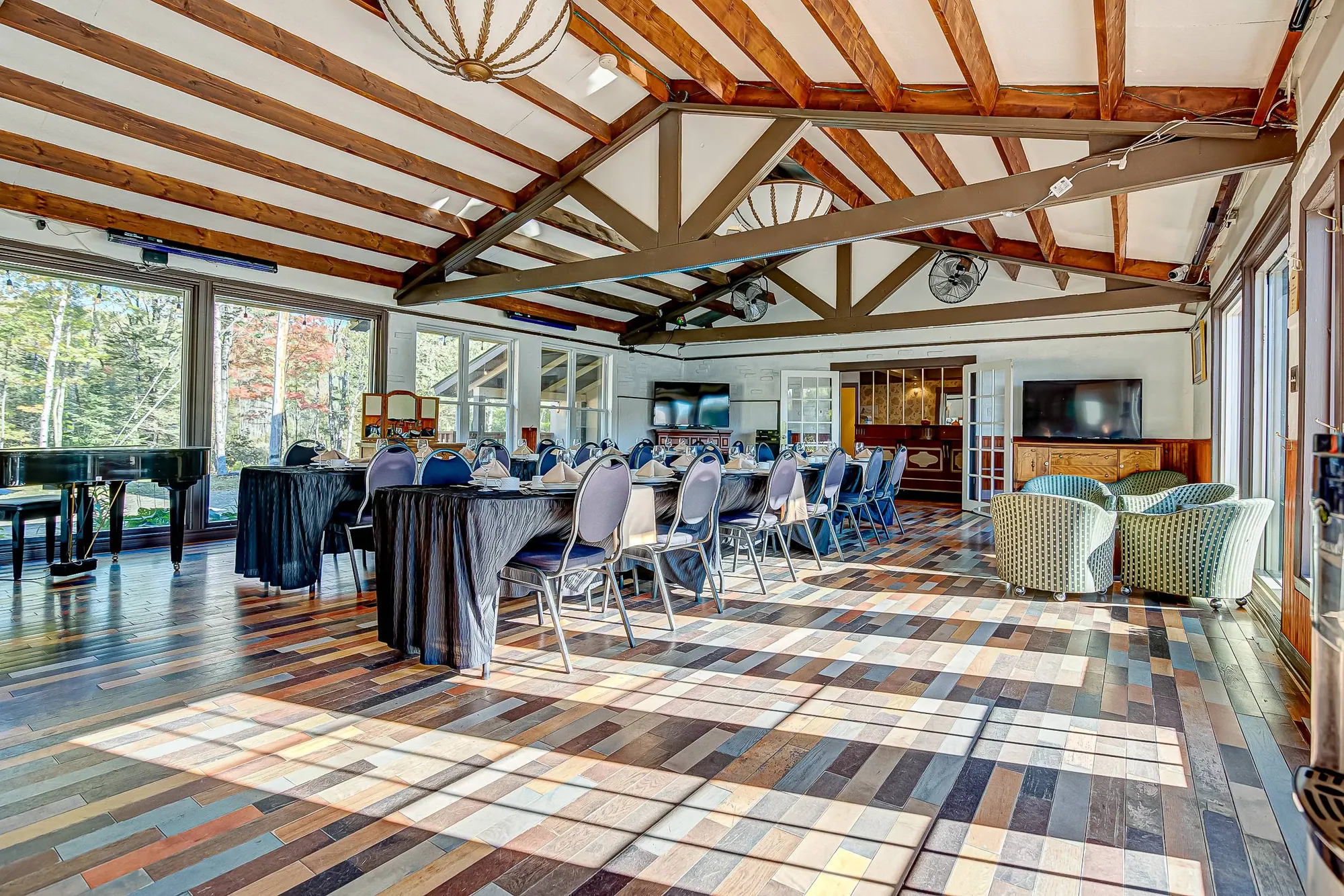 Salle à manger intérieure — photo 3